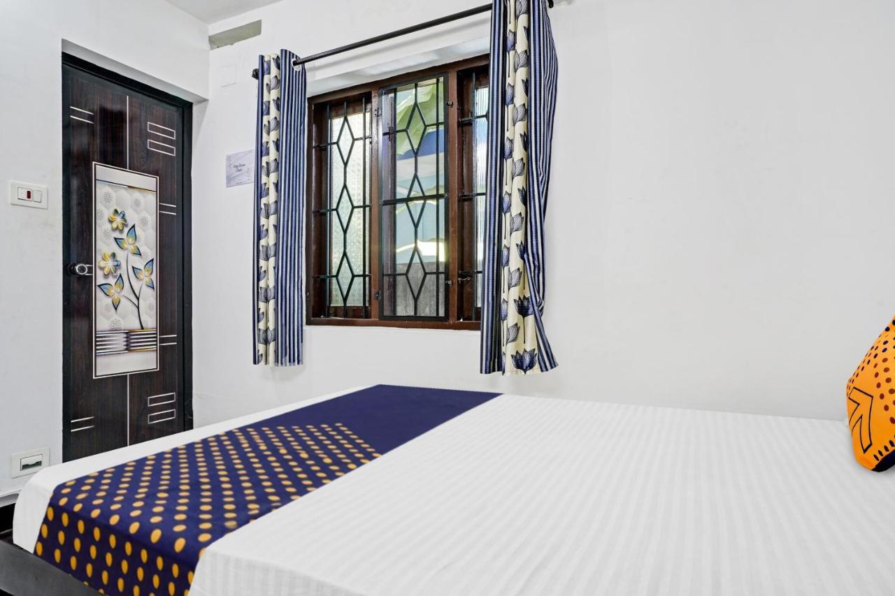 Spot On Blissful Villa Kochi Εξωτερικό φωτογραφία